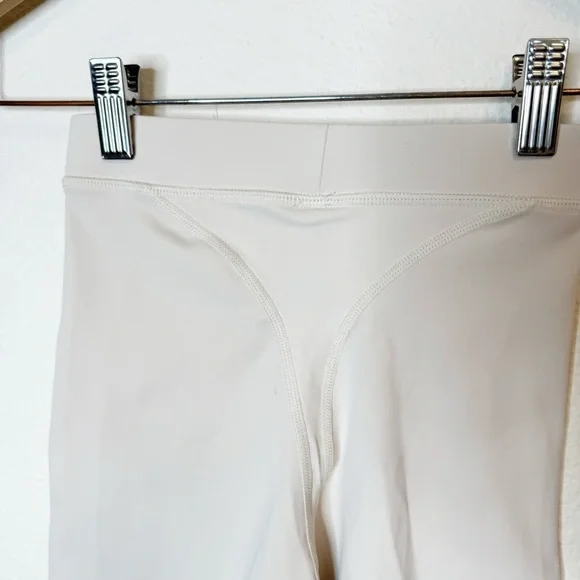 Vanquish Fitness Ivory Enhance Nude Biker Shorts Size XS - Picture 5 of 6